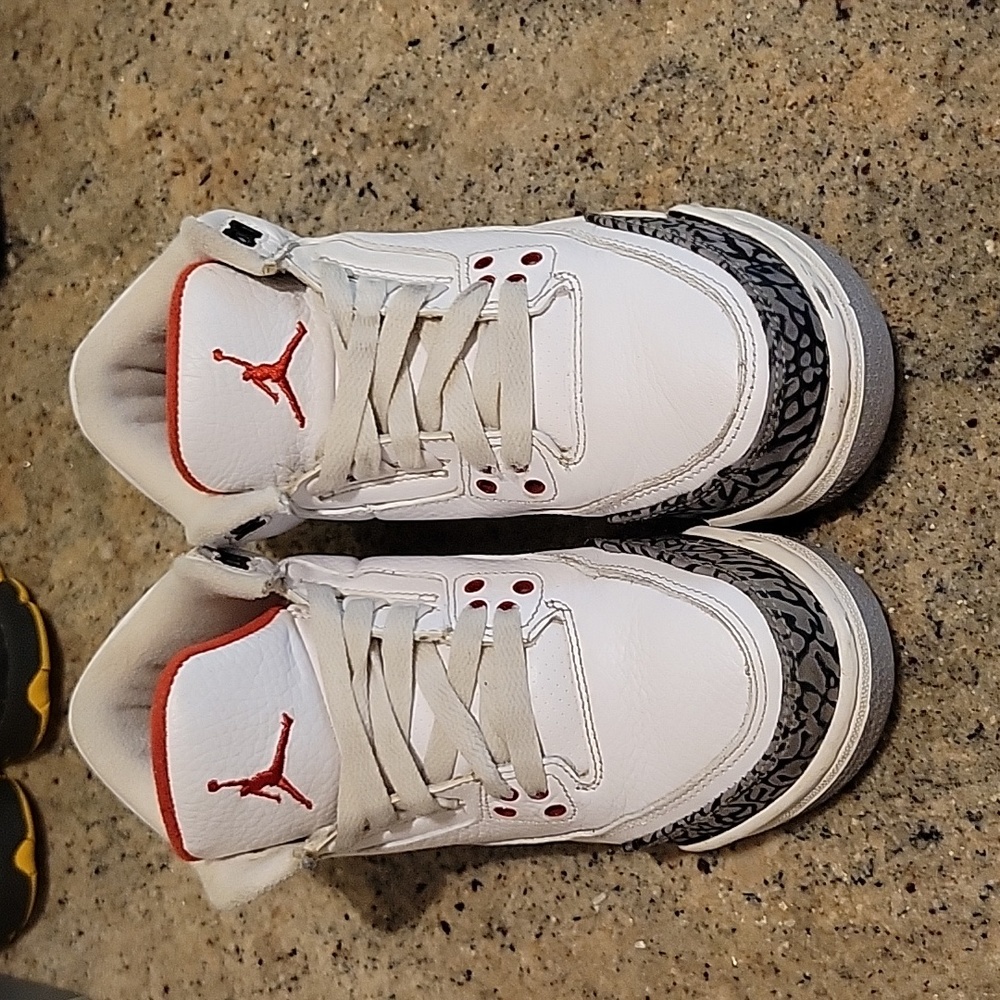 Nike Air Jordan 3 Retro White Cement Size 5Y